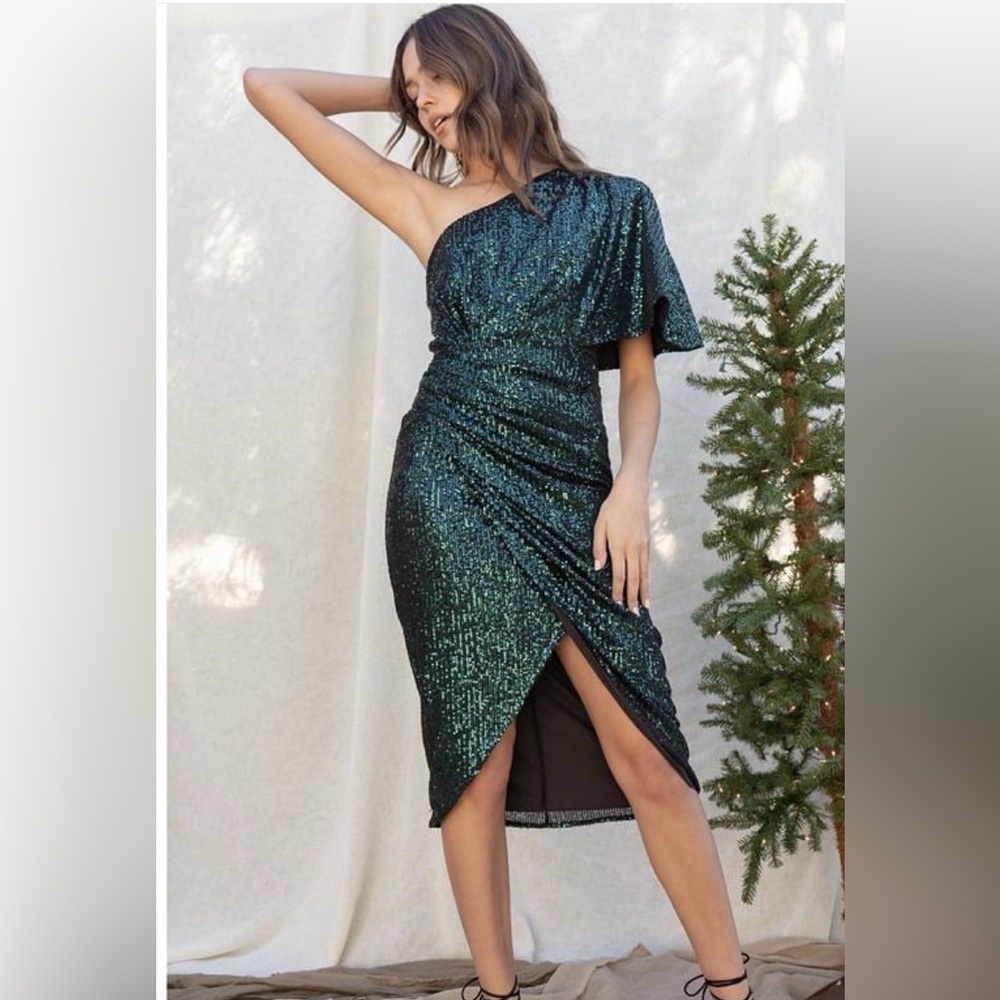 DO+BE One-Shoulder Glittering Green Women’s Dress Small